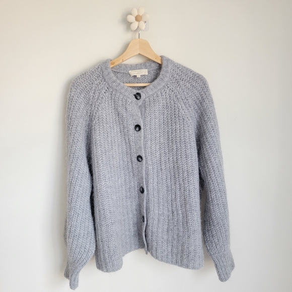 (sold) Sezane ✨ Emile Alpaca + Wool Cardigan in Mottled Grey, Large 🦙❤️🐑 - Picture 9 of 10